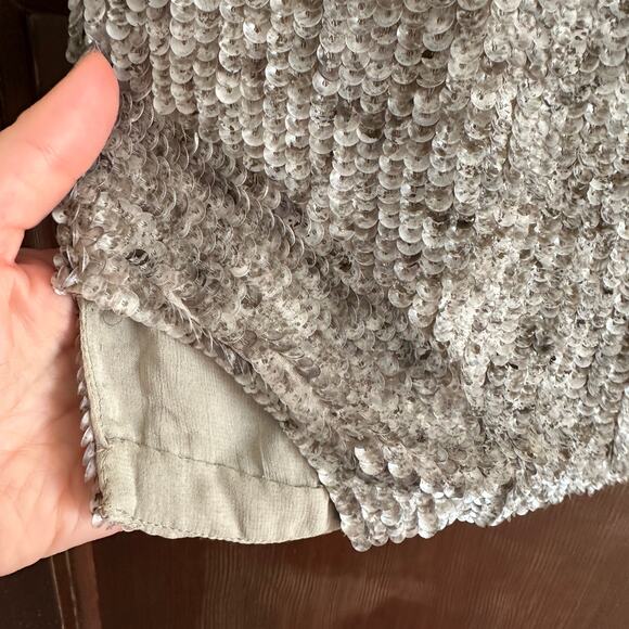 MLV MAYREN LEE VIRAY | Matte Sequin Short Sleeve Blouse Statement | Size Medium - Picture 3 of 5